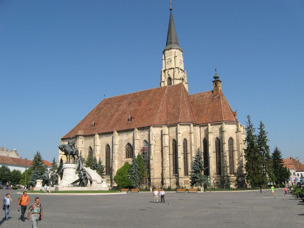 Biserica Sfântul Mihail, complet renovată, va fi dată în folosinţă în cadrul Zilelor Culturale Maghiare