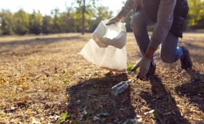 CJ Cluj îi invită pe cetăţeni la o acţiune de strângere a deşeurilor abandonate în natură