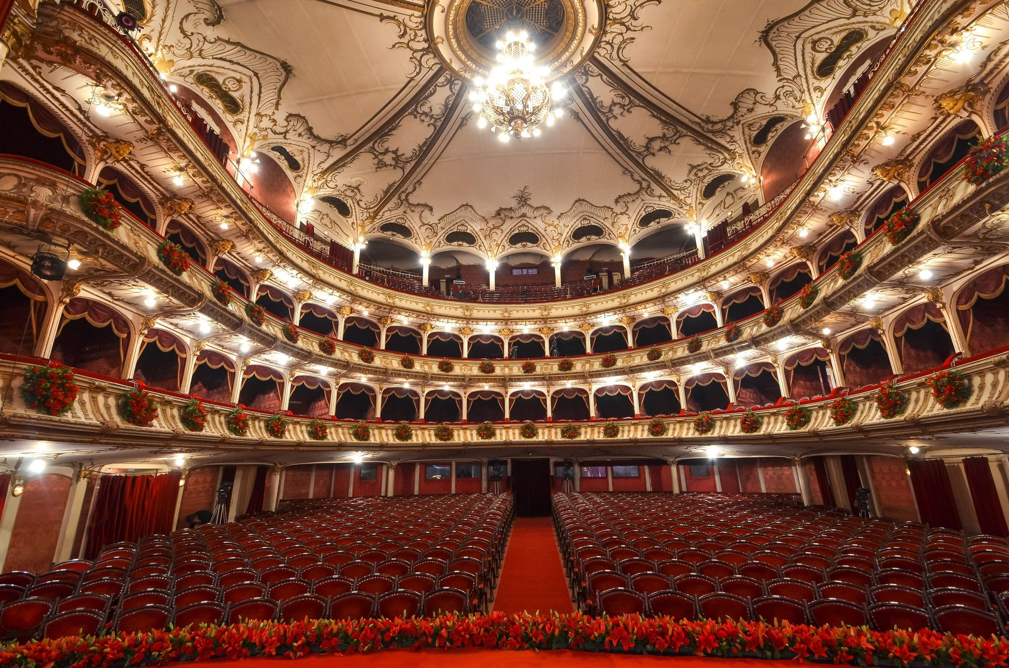 Din noiembrie vor avea loc tururi ghidate la Opera Națională din Cluj-Napoca