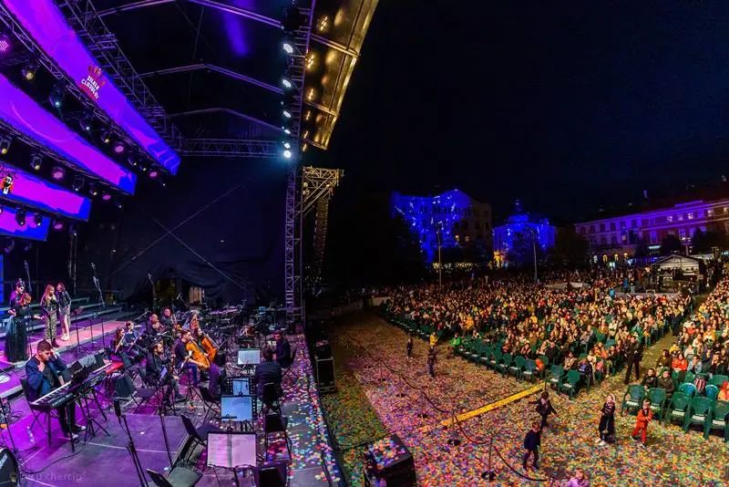 Clujul vibrează în acorduri clasice: Seară muzicală gratuită la Zilele Clujului