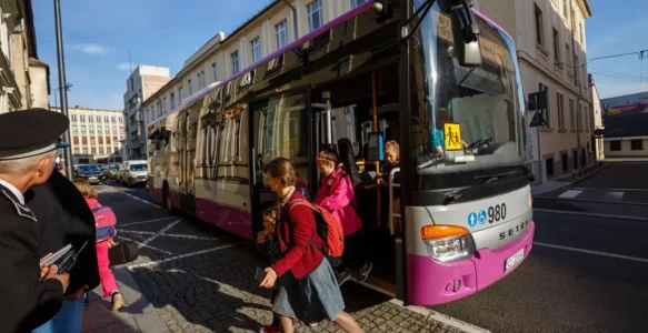 Transport extins și îmbunătăţit pentru elevii din Cluj: Anunţul Companiei de Transport Public