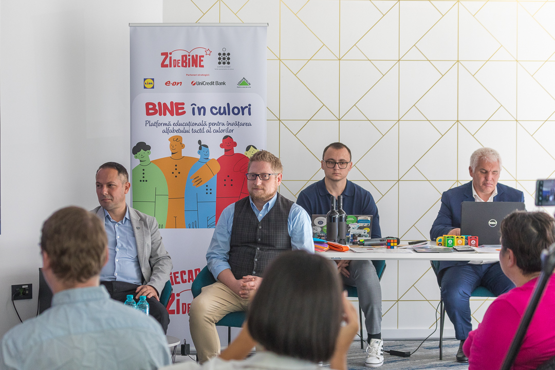 „Bine în culori”, prima platformă din România destinată persoanelor cu deficiențe de vedere a fost lansată la Cluj.