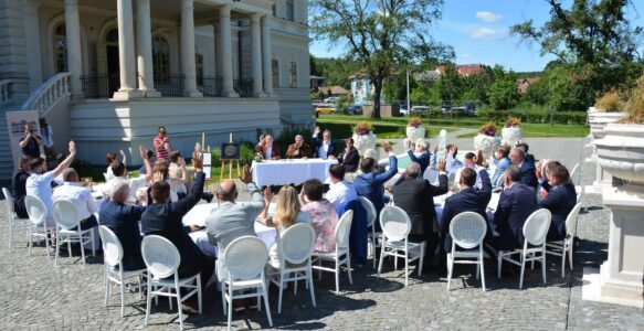 Ședință istorică a Consiliului Județean Cluj la Castelul Bánffy din Răscruci: premiul Europa Nostra va finanța Spitalul Pediatric Monobloc!